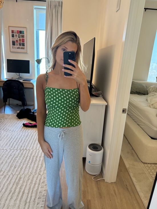 Reformation Tops - Reformation Green Daisy Print Square-Neck Tank Top